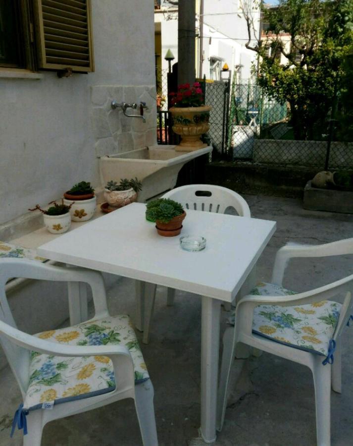مبيت وإفطار Le Torri Alfi Beb المظهر الخارجي الصورة